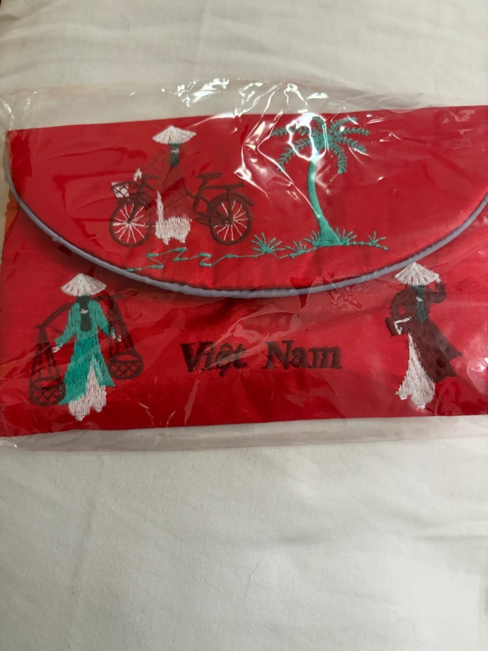 Red Embroidered Vietnam Women’s cosmetic bag Brand new